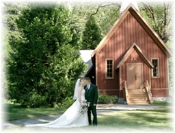 Photo of a Yosemite Valley Chapel Wedding